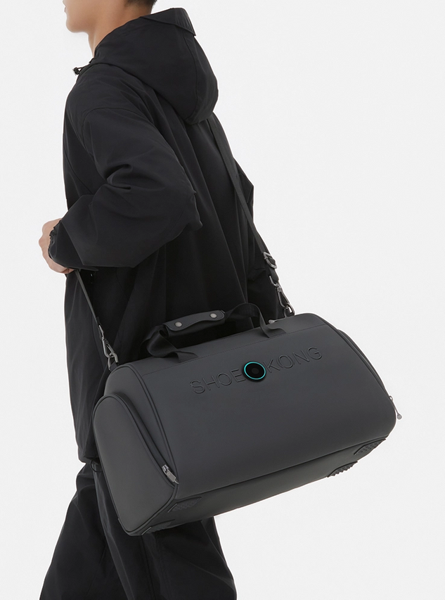 Tohugs Sleek Sports with Innovative Compartments, Offering A 21L Capacity Made of High-quality Fabric, Lightweight, Chic Design, Great for Gym Or Travel Bag